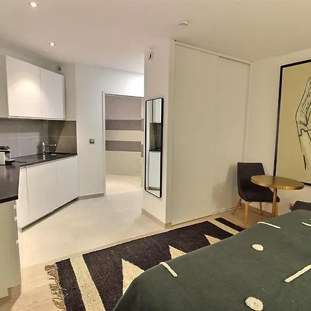 S18903 - 1 Personne A Appartement